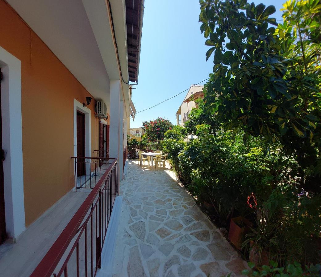 Dora'S Apartments Kávos المظهر الخارجي الصورة
